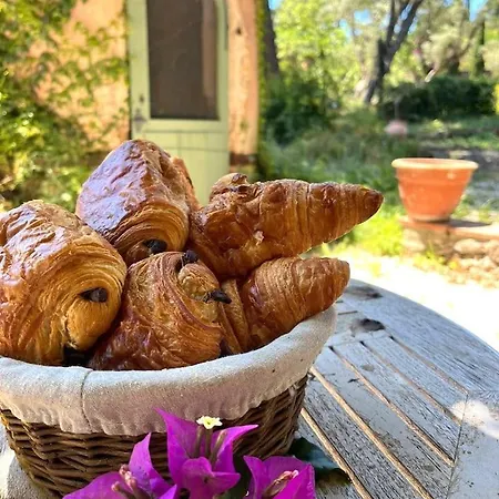 Bed & Breakfast Villa Magdala-Chambre D'Hote 1